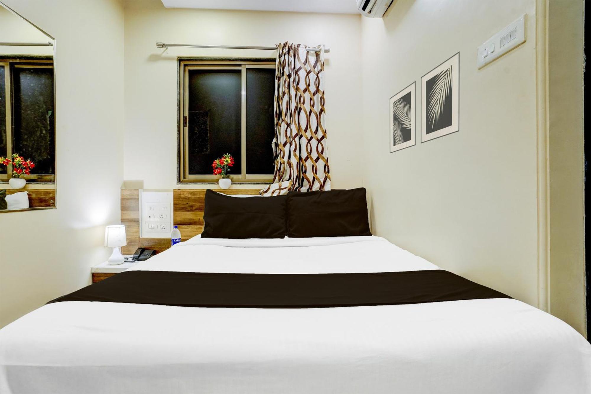 Airport Metro Hotel Mumbai Exterior photo